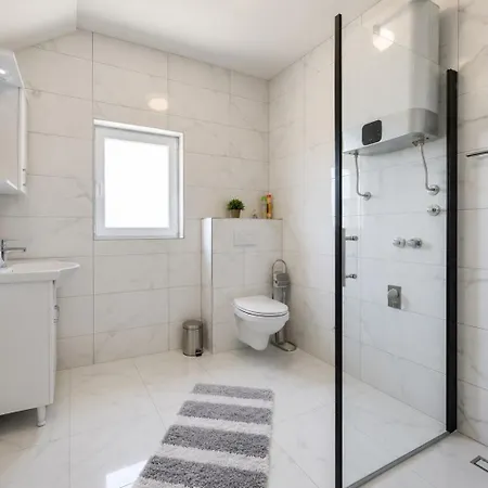 Apartamento Ana Gornji Karin