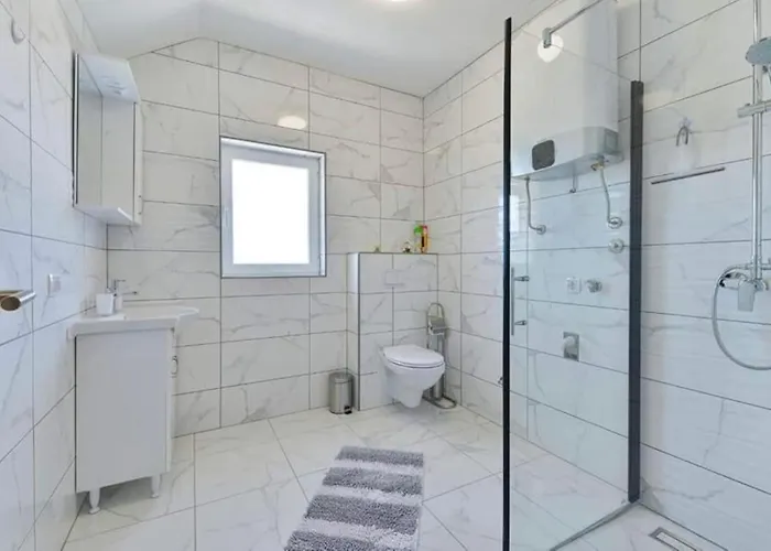 Ana Apartman *